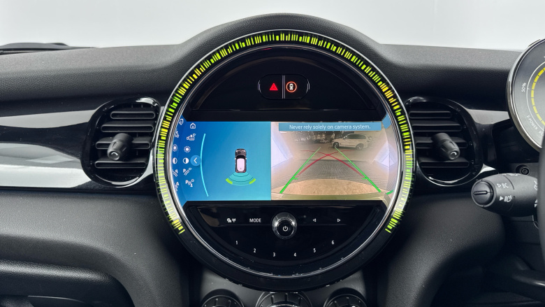 MINI Hatchback 135kW Cooper S Level 2 33kWh 3dr Auto Electric Hatchback